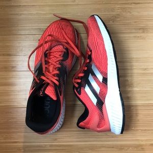 Adidas AeroBounce Coral & Black US-9.5